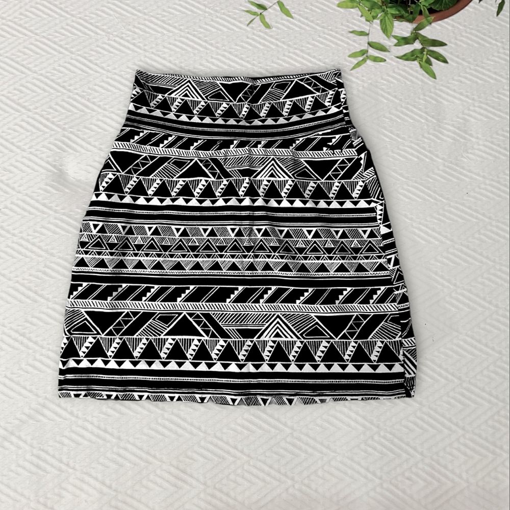 Victoria's Secret/Pink- Vintage Highwsisted Geo Skirt